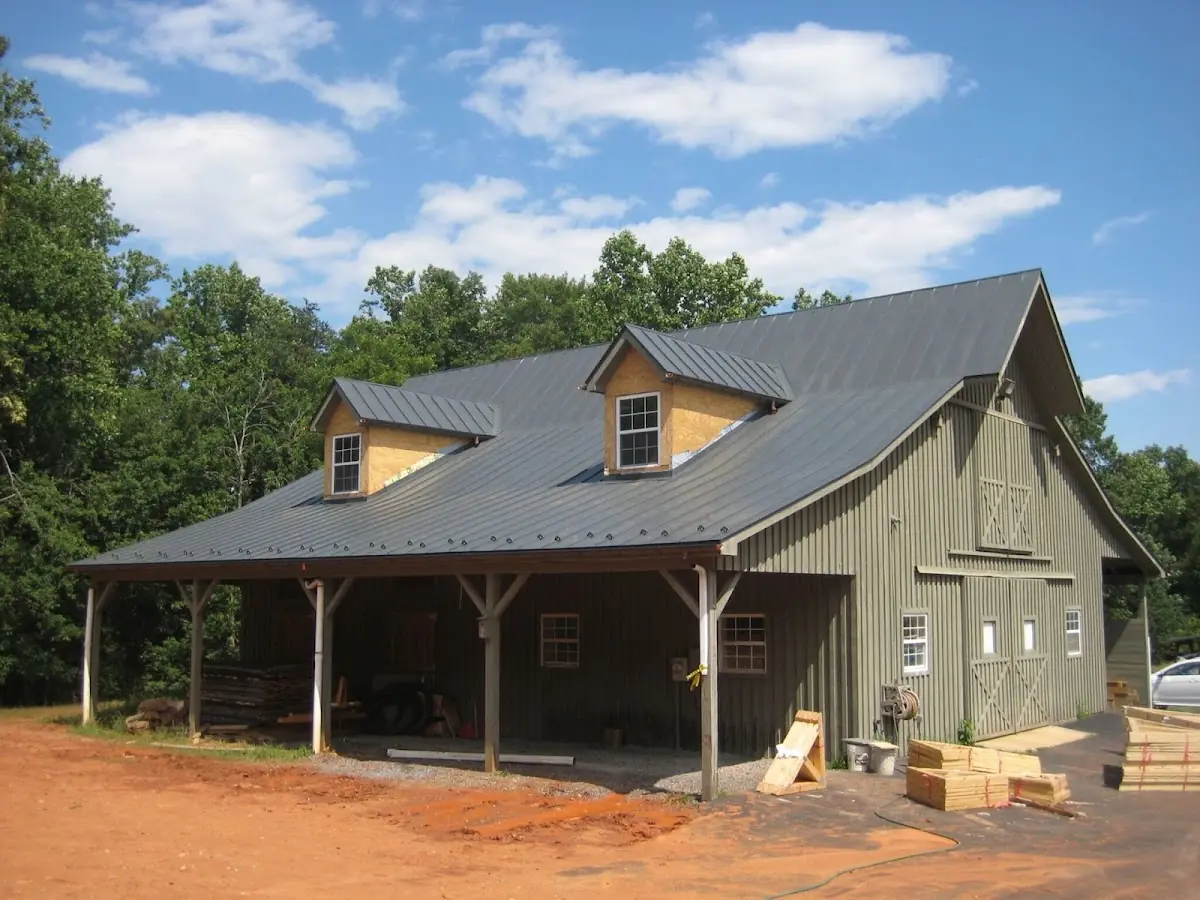Expert Roof Leak Repair workmanship in Sixmile Bend
